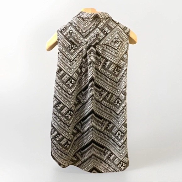 Streetwear Society Sleeveless Women Shirt Black &White Geometric Aztec Y2K Sz M - Picture 2 of 9
